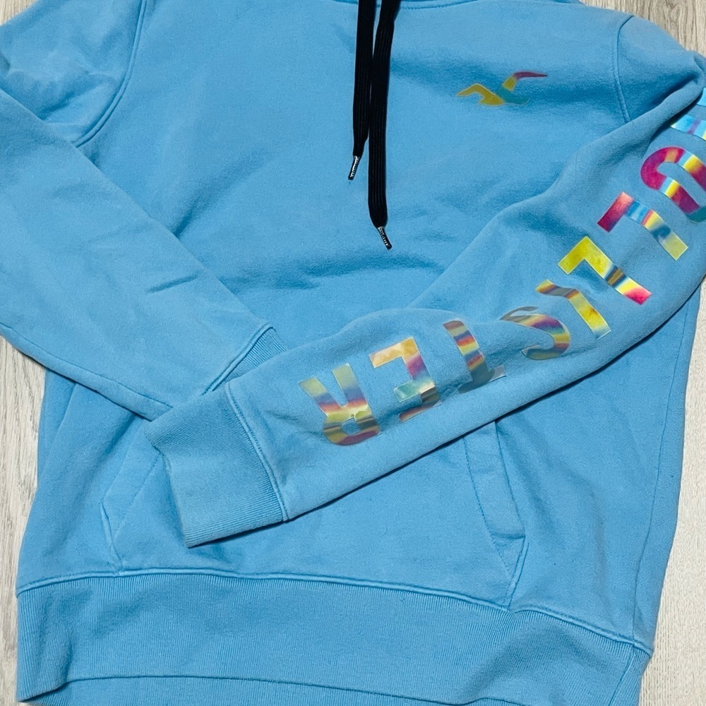 Hollister Hoodie with hologram logo Sz Medium - Picture 5 of 10